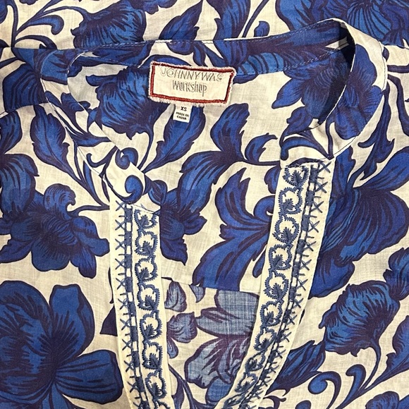 JOHNNY WAS Workshop Henley Voyager Floral Print Split V-Neck Long Sleeve Tunic - Picture 13 of 15